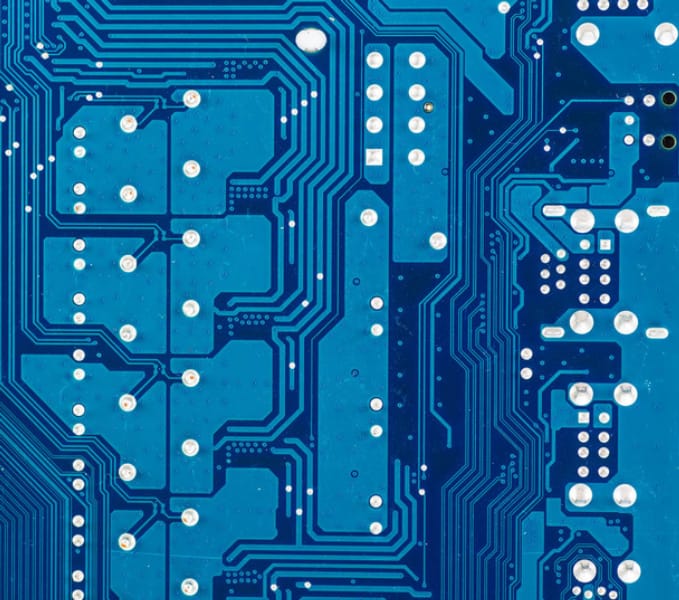 hdi板与普通pcb的区别，hdi板和通孔板区别？